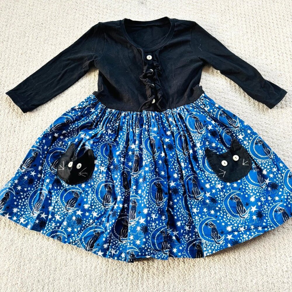 Upper looper black cat night dress